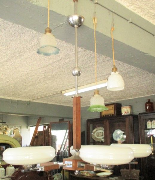 Antigo candeeiro Art Deco de cinco lumes