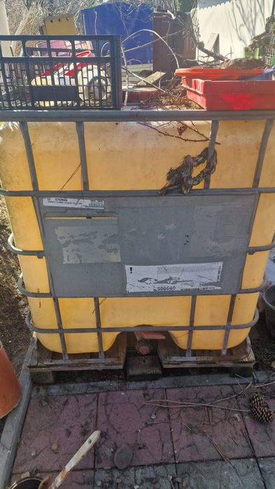 Mauzer 1000l na cele budowlane używany