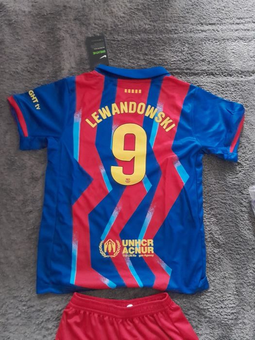 Stroj komplet pilkarski Fc Barcelona 25/26 (152)(158) Lewandowski