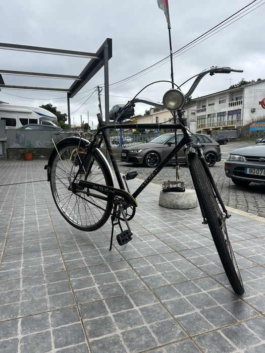 Bicicleta Ye Ye , pasteleira