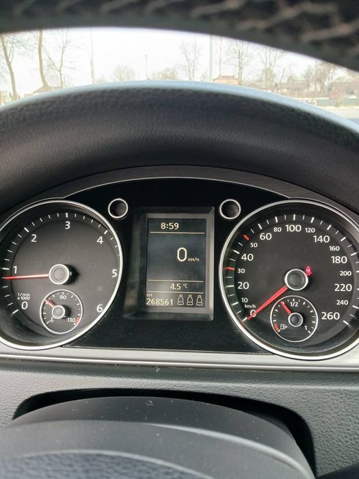 Продам Volkswagen Passat B7 2012 рік 2.0 TDI