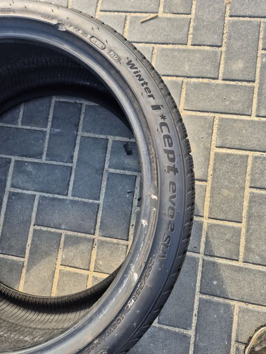Hankook winter i'cept evo 2 Suv 295/35/23 108W rok 2025 7.5mm