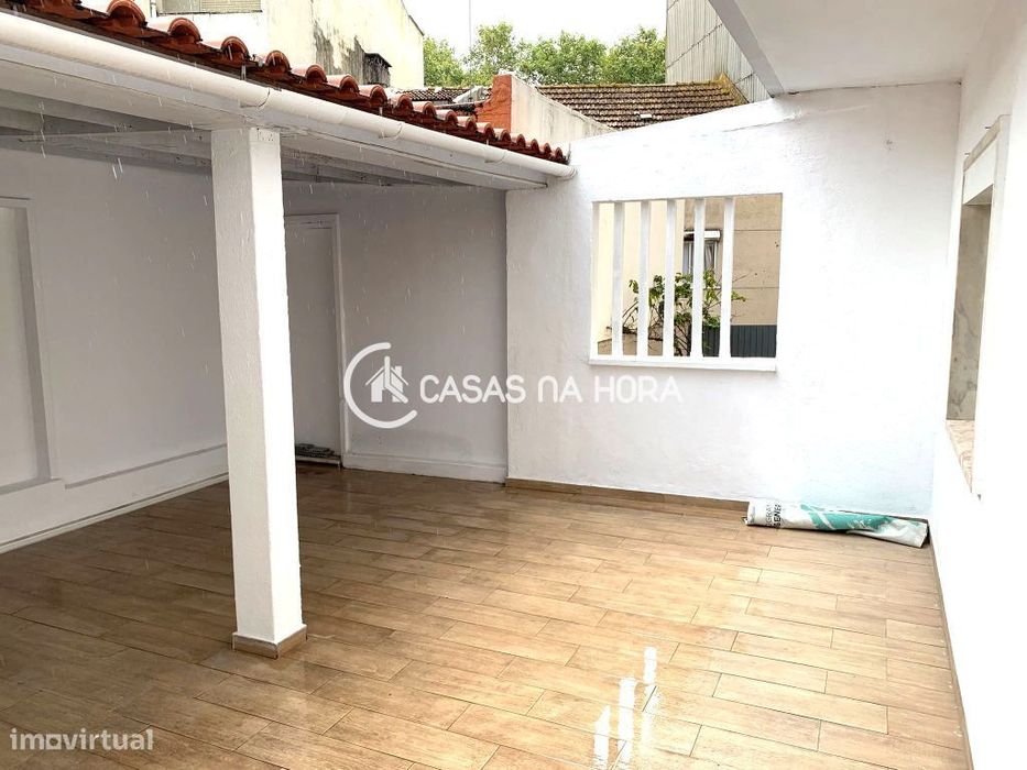 Apartamento T2 em Almada