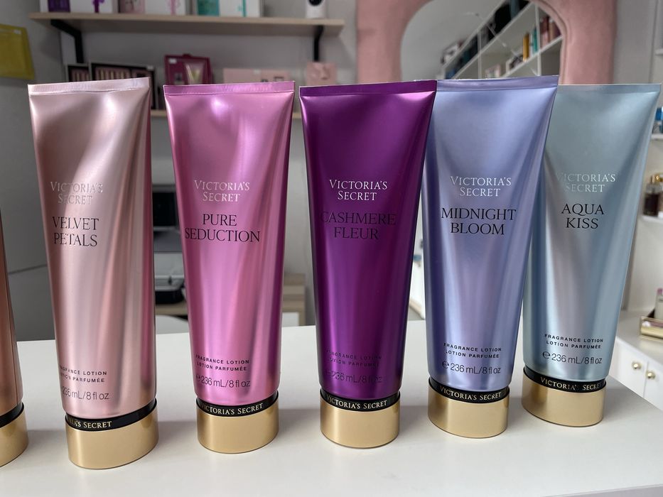 Парфумовані лосйони Victoria’s Secret.