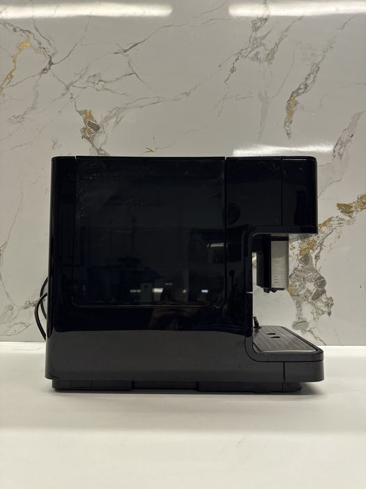Кавомашина Miele CM6150