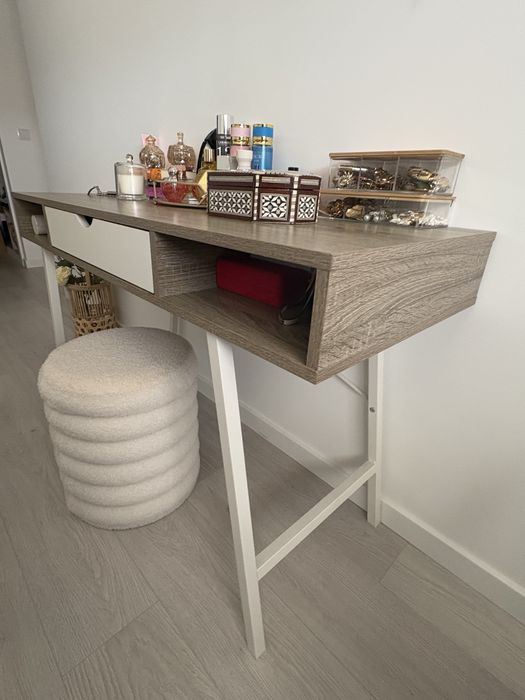 Secretaria/aparador