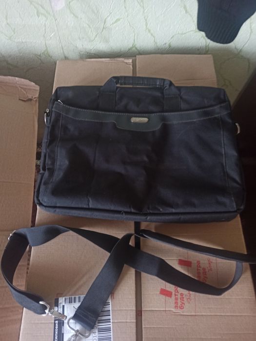 Продам сумку для ноутбука, хороший стан