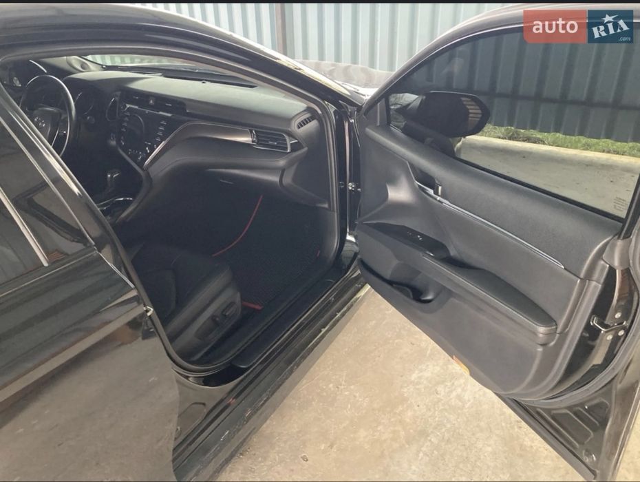 Toyta camry 2019