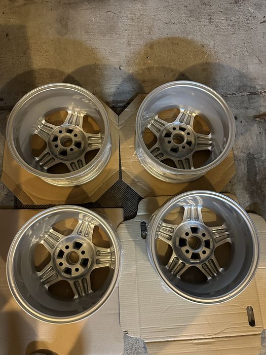 Bbs Pininfarina 15” 4x100 7J ET35 po renowacji jak nowe