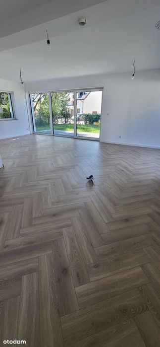 Dom bliźniak na sprzedaż w Tomaszowicach ul.spokojna