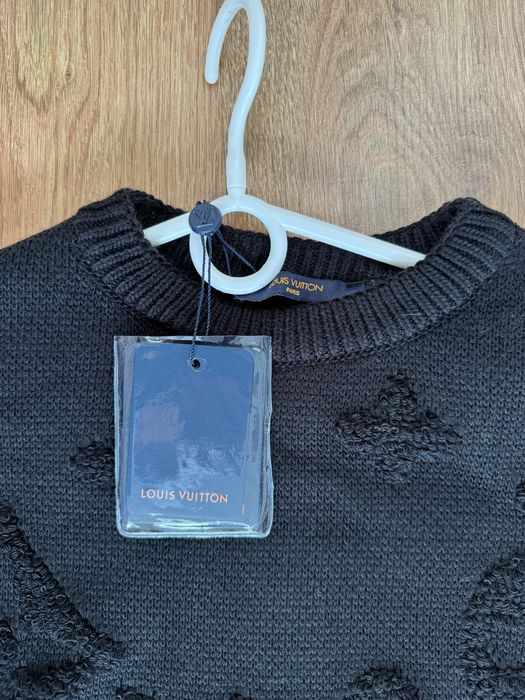 Sprzedam super sweter LV w rozm. L