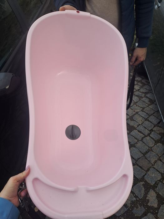 Vendo banheira rosa