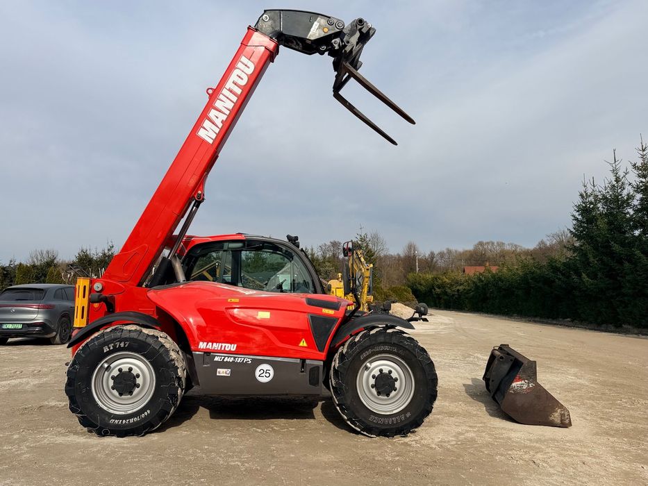 Manitou Manitou Ładowarka teleskopowa Manitou Mlt 840 137 PS łyżka widły Merlo 42.7 TF 737 130 Jcb 541-70 Bobcat TL 38.70 rolnicza budowlana KLIMA 841-145 PS+ zaczep hydr 625 630 635 733 737 741 742 841 850 961  Ładowarka teleskop 840-137 PS+ Elite 841-14