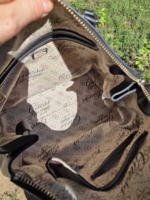 Сумка Guess велика