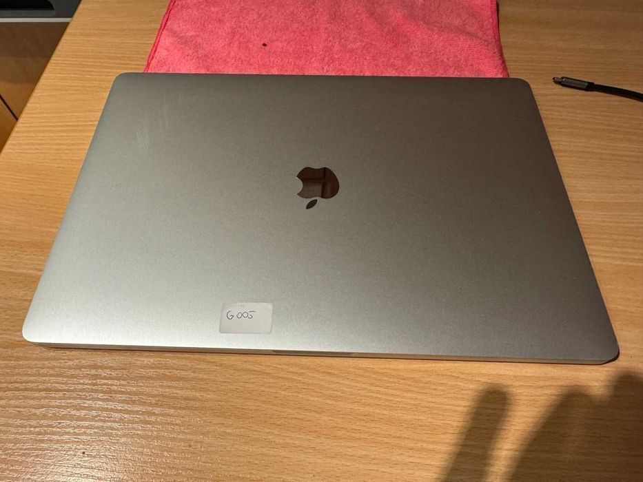 Apple Macbook Pro 16" 2019 i7 16/512 G005