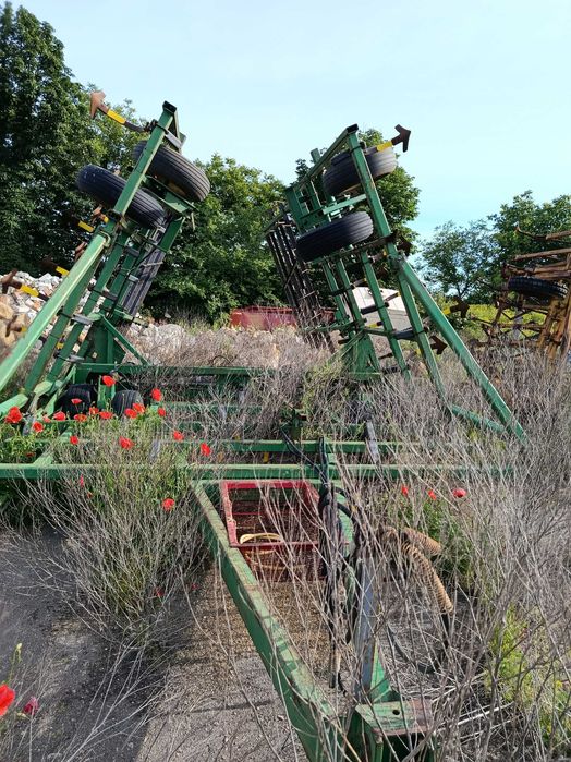 Культиватор John Deere 960