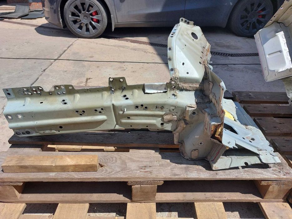 В продаже! Передний правый лонжерон на Tesla Model 3 Донор 2018 г