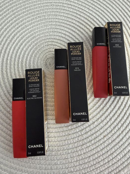 Pomadka Chanel Rouge Allure Liquid Powder
