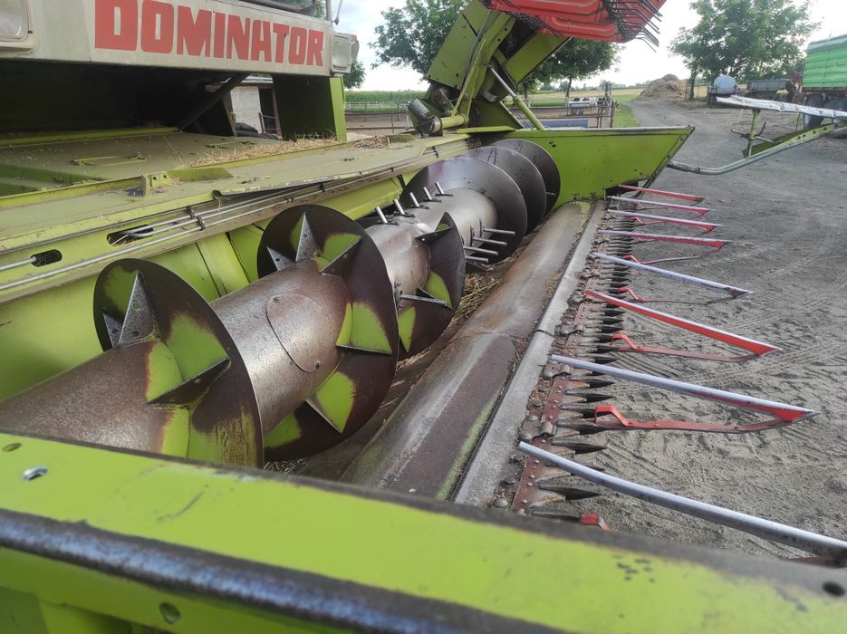Sprzedam heder do kombajnu Claas