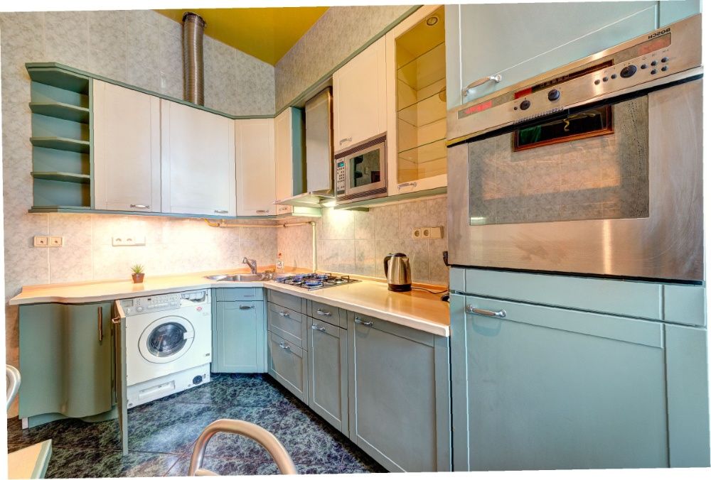 Посуточно 3к квартира в центре на улице Большая Васильковская 46