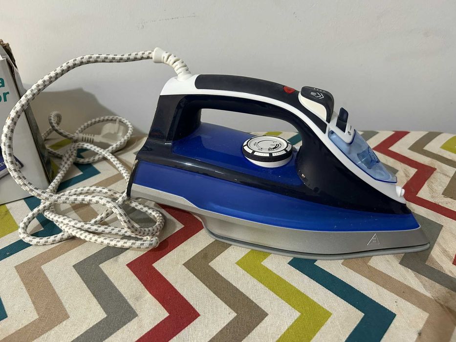 Ferro a Vapor Becken