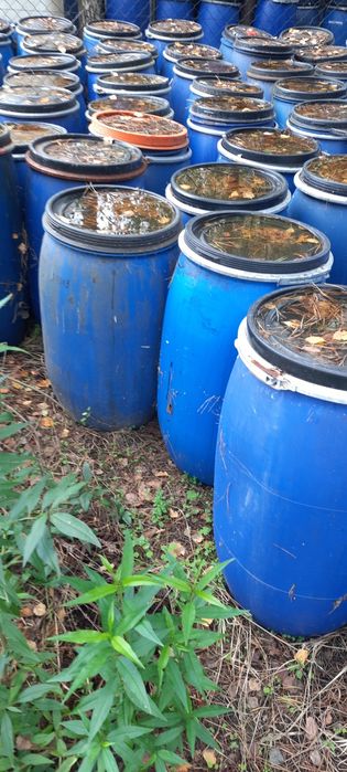 Beczki beczka 120l plastikowe 100szt. Brudne