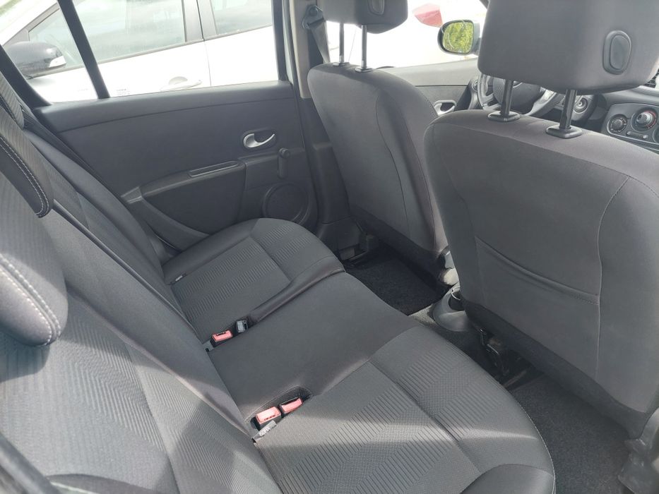 Renault Clio 1.5 dCi (5 Portas) – Muito Económico — photo 4