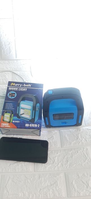 Светодиодная лампа фонарь+павербанк