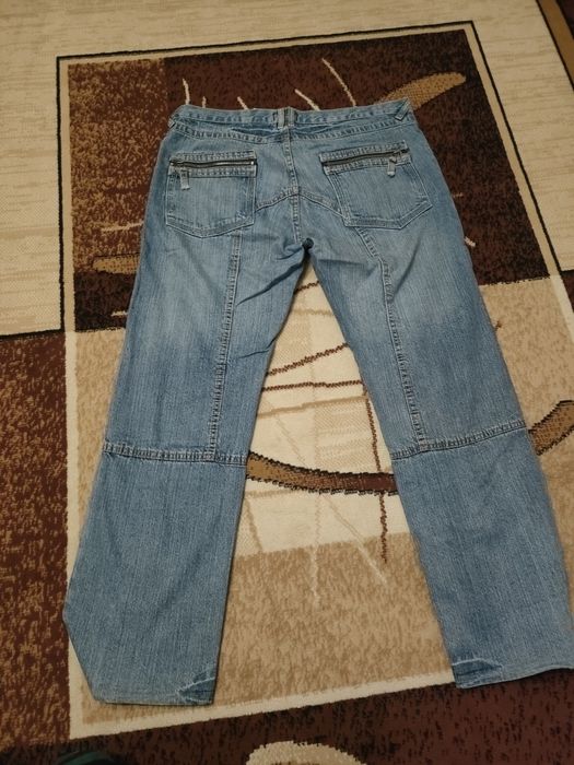 Spodnie dżinsowe