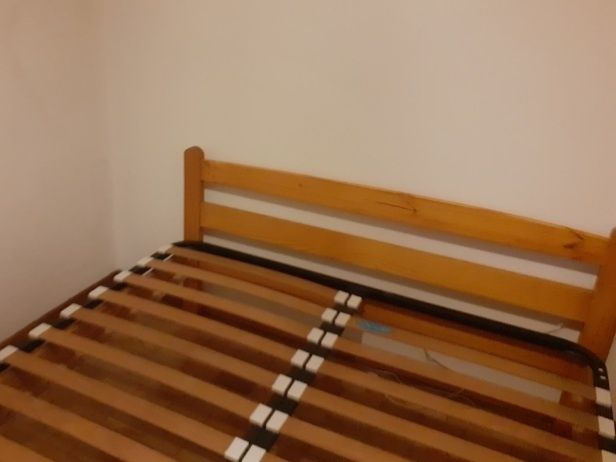 Cama e estrado 30e