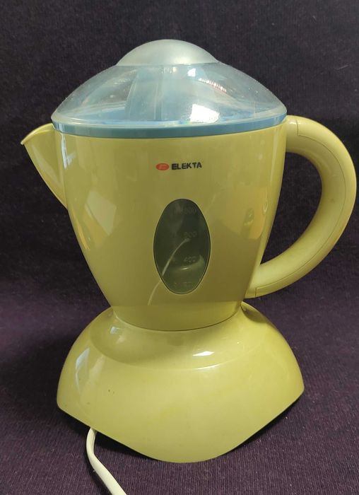 Соковыжималка  Elekna