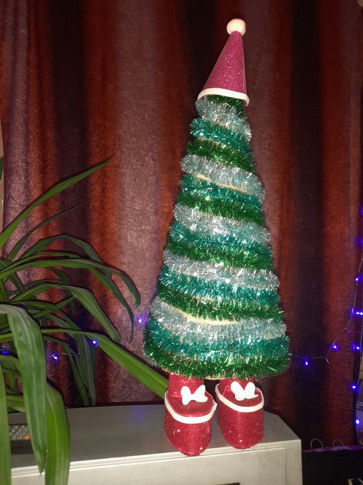 Новорічна іграшка ялинка