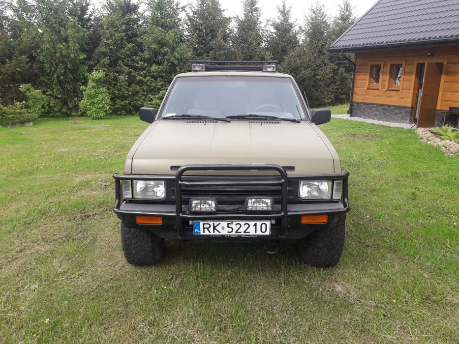 Nissan Terrano 1
