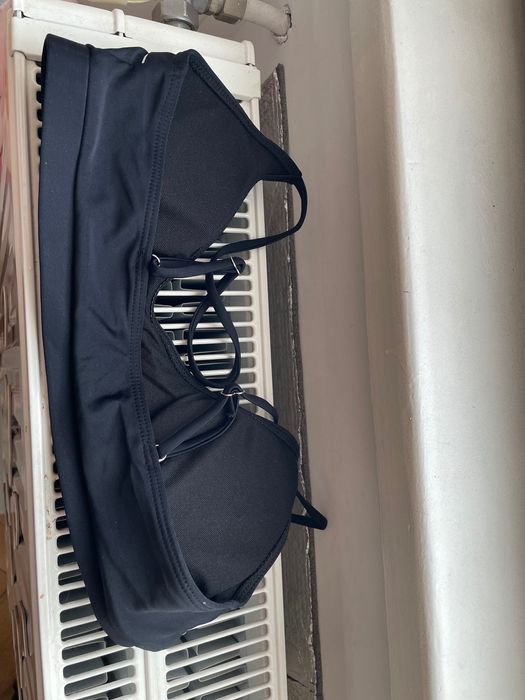 Чорний купальник з білою окантовкою новий стильний роздільний М