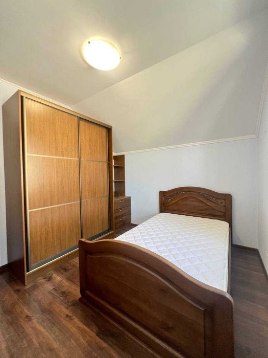 Продаж  БУДИНКУ 186 м2 з МІСЬКИМИ комунікаціями!