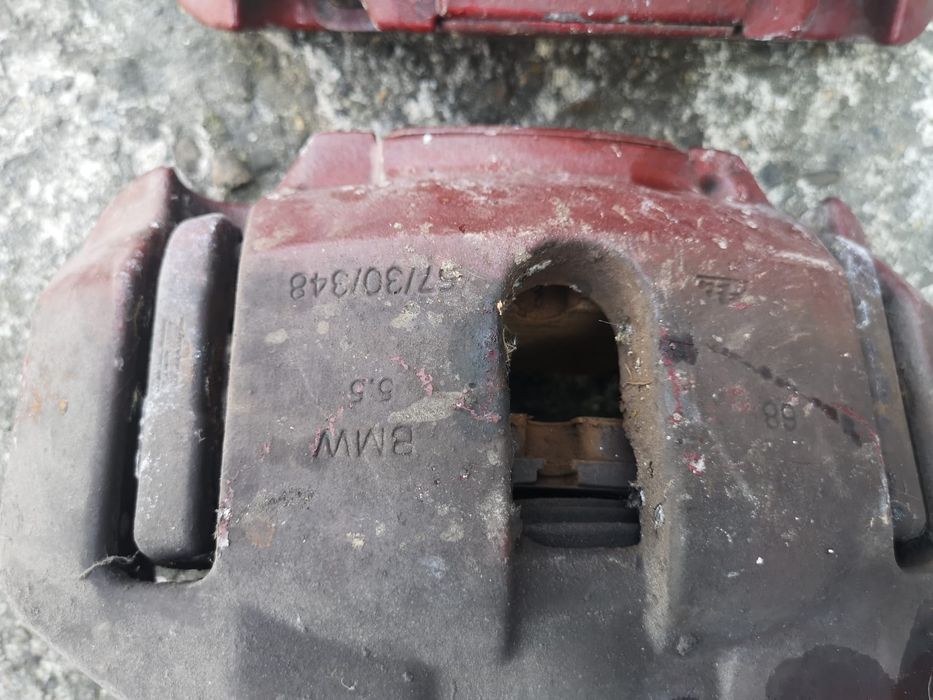 BMW E90 E91 E92 E93 335i 335d zaciski hamulcowe przód 348mm