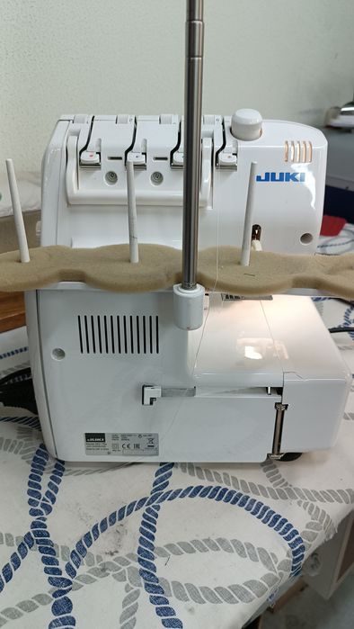 Коверлок Juki Majestic MO-75e