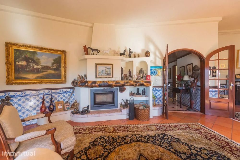 Magnífica Quinta com 5000m2 localizada no Casal da Granja-Sintra