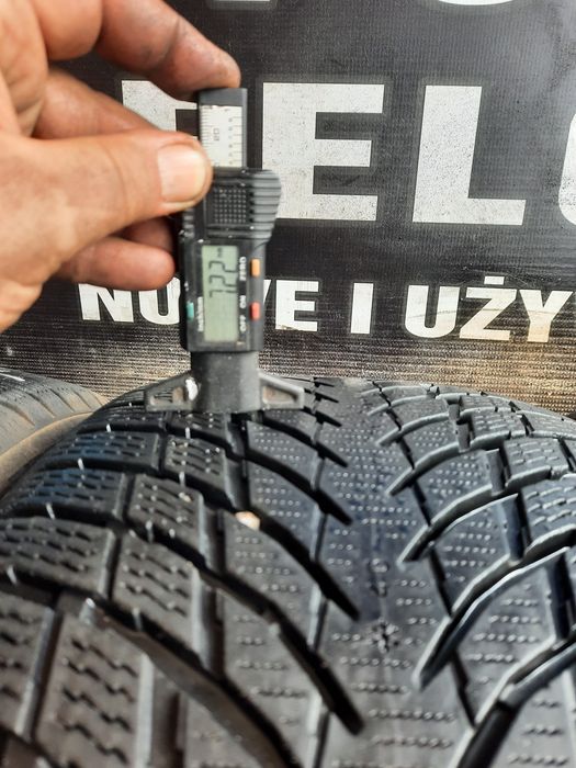 Opony zimowe 245/40/19 Nokian Komplet 8mm P