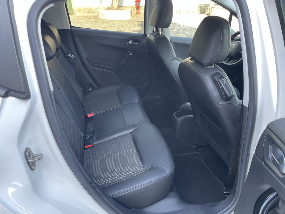 peugeot 208 1.4 hdi