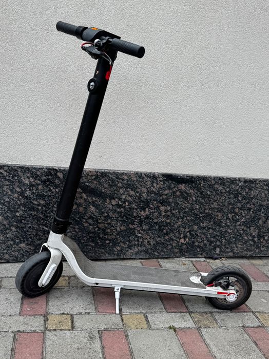 Електросамокат Xiaomi