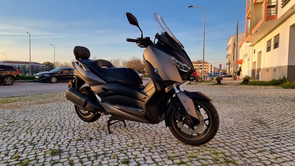 Yamanha Xmax 300