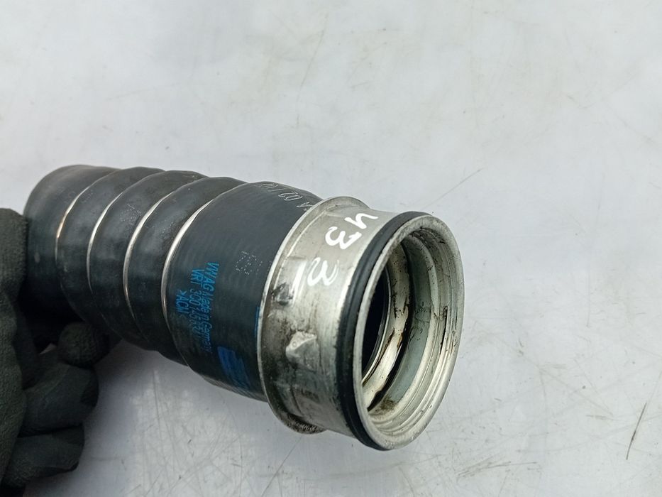 Tubo do intercooler VOLKSWAGEN Eos (1F7, 1F8)