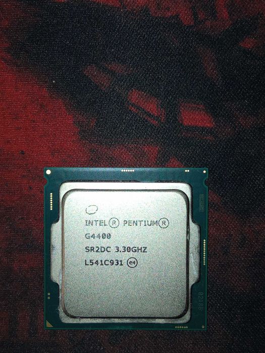 Процесор Intel pentium G4400  2x 3.3 GHz s1151