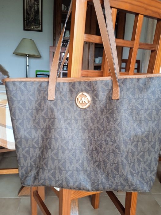 Venda mala Michael Kors muito boa