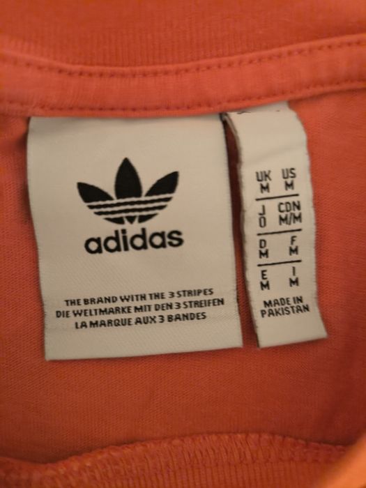 T-shirt Adidas (tamanho M)