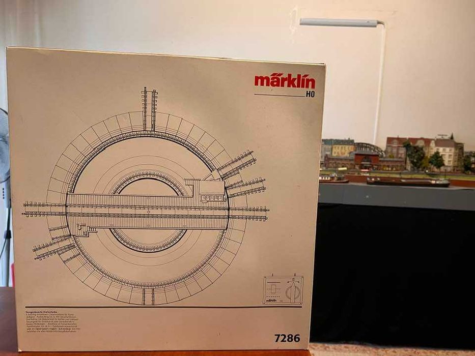 Märklin 7286. Plataforma Giratória H0 – para Maquetes Ferroviárias