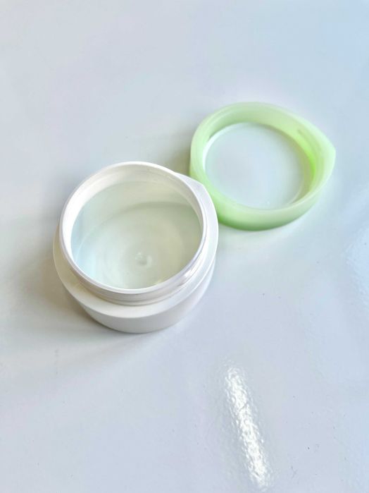 Small Droplet-Shaped Container425286626265671683
