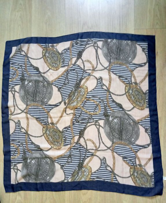 Lenço de senhora padrão relógios e bússolas