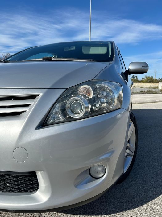Toyota Auris 1.4D - 4D - Comfort + Pack Sport